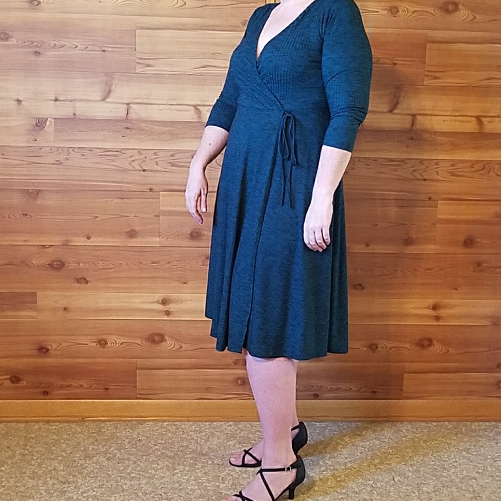 NWOT Torrid faux wrap dress
